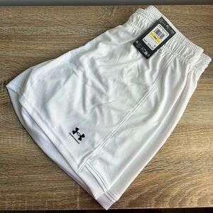 SOLD ON FBMP - Women’s Medium UA Shorts